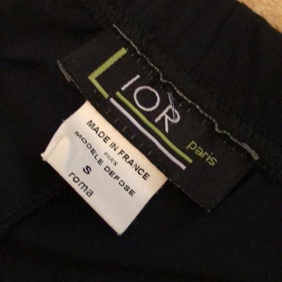 Lior Paris Ruffle hem Flattering Stretch wide Tufted ankle pants - Picture 7 of 10